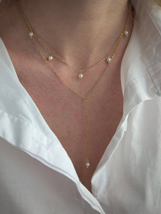 Set řetízků z pozlacené šperkařské oceli s říčními perlami na přání 490,- a 440,- #zlatyretizek #retizeksperlami...